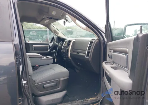 2019 Ram 1500 Classic Slt 4X4 6'4 Box from USA, damaged, VIN 1C6RR7TT2KS654976